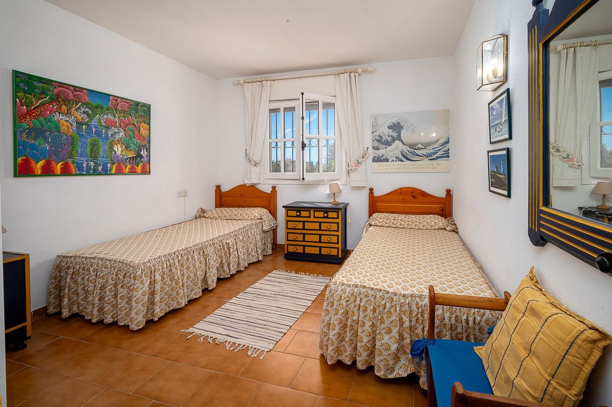 3 Bed Townhouse in El Chaparral
