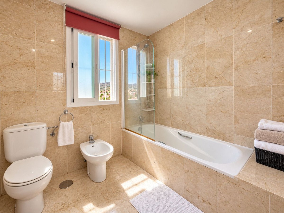 4 Bed Townhouse in Manilva