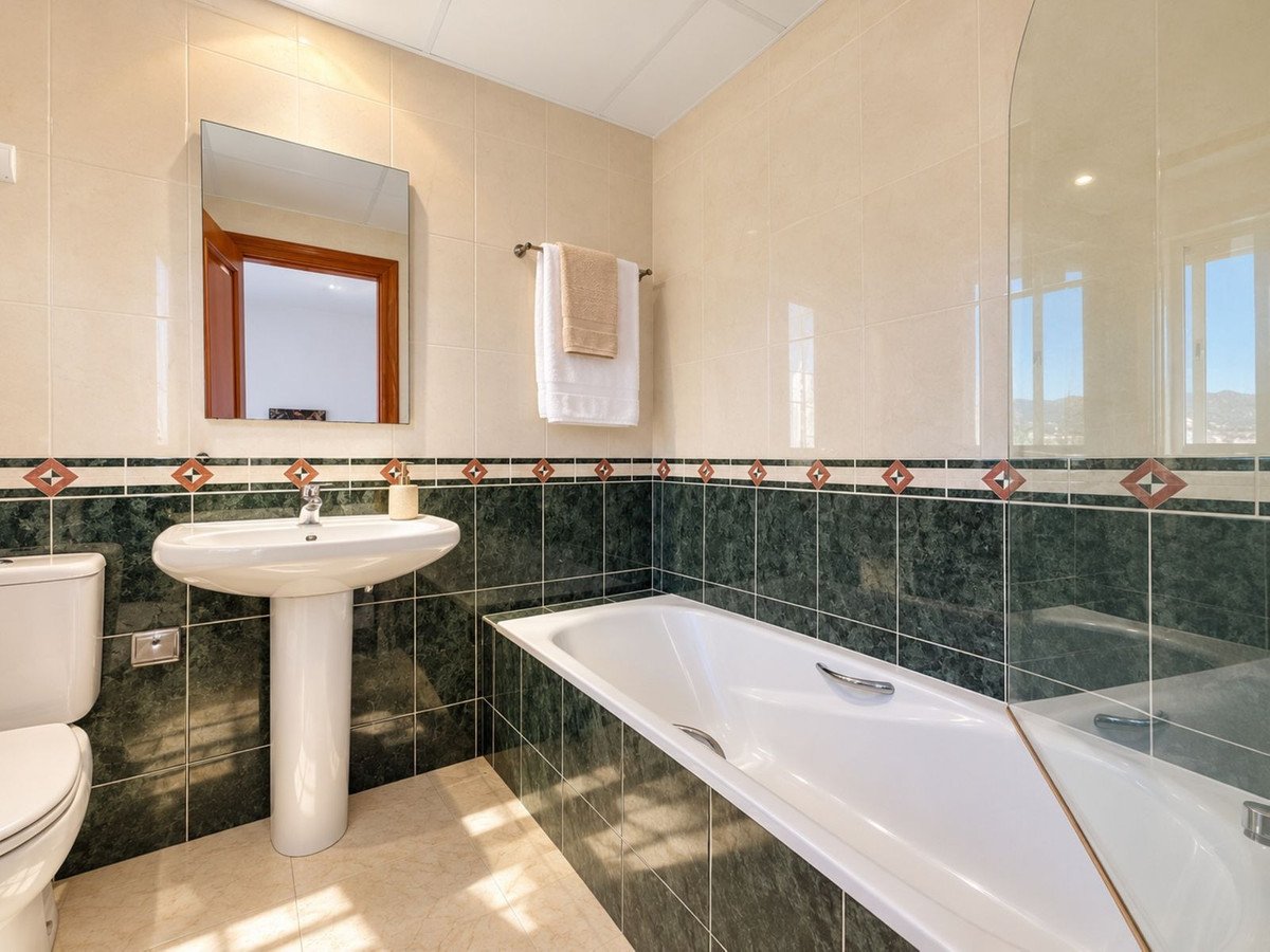 4 Bed Townhouse in Manilva
