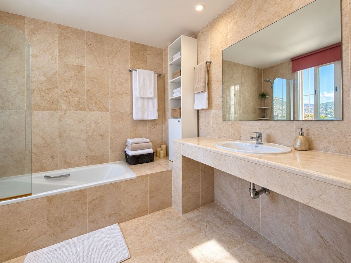 4 Bed Townhouse in Manilva