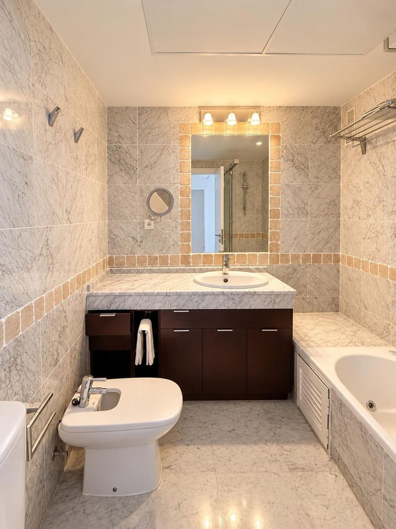 3 Bed Semi-Detached House in Bahía de Marbella