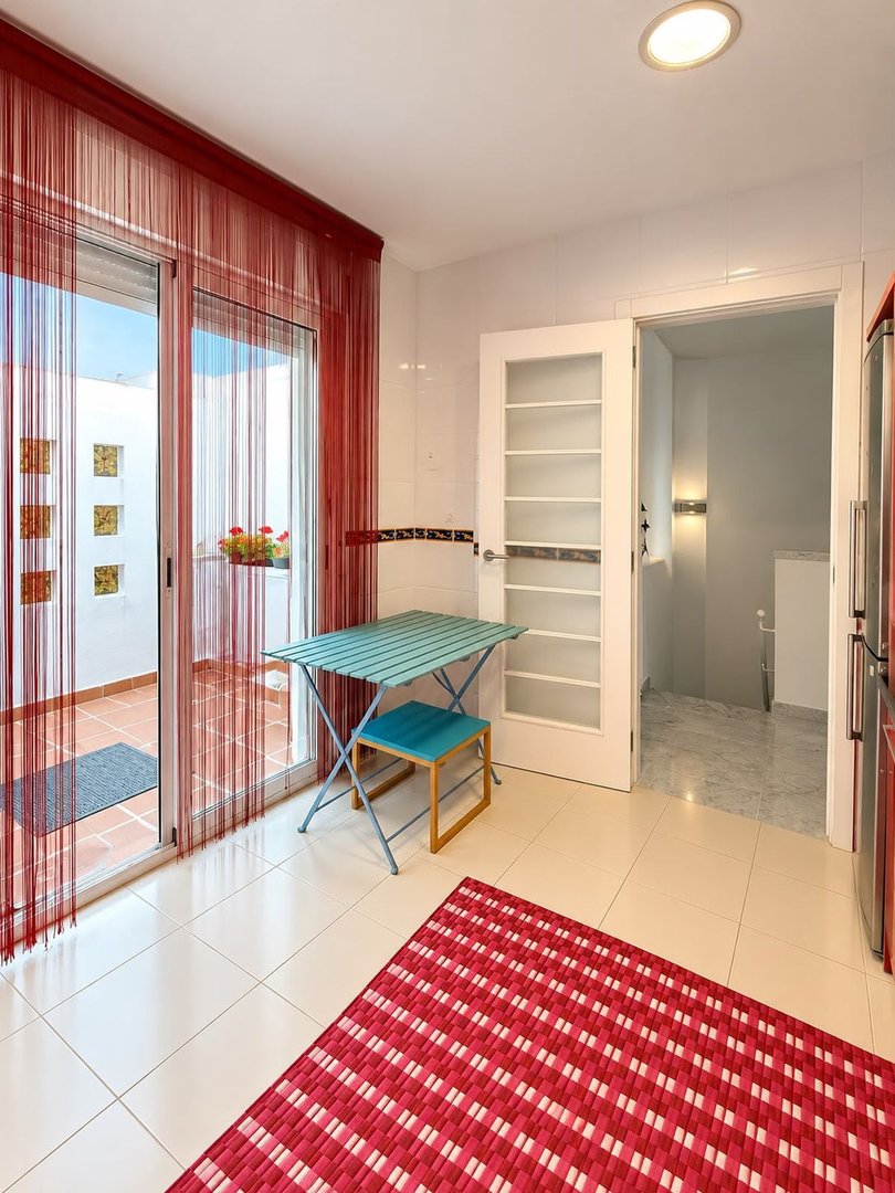 3 Bed Semi-Detached House in Bahía de Marbella
