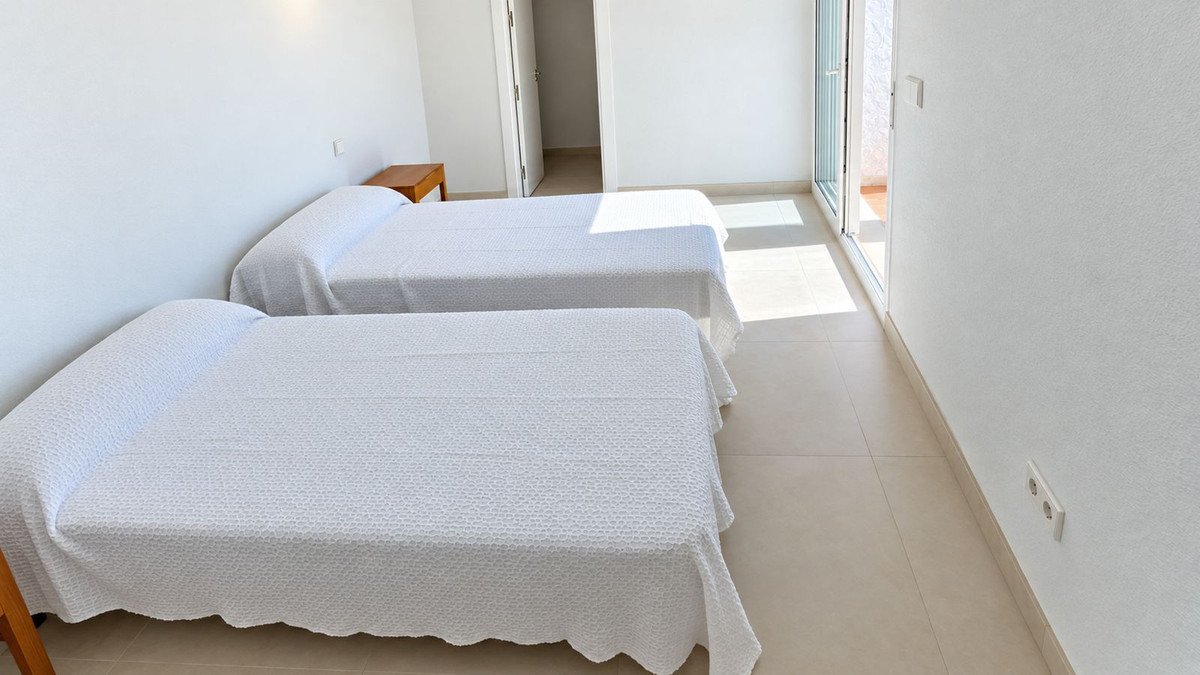 5 Bed Detached Villa in Estepona
