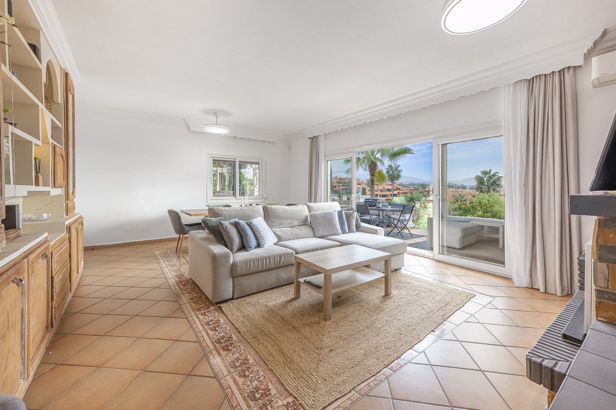 3 Bed Detached Villa in Estepona