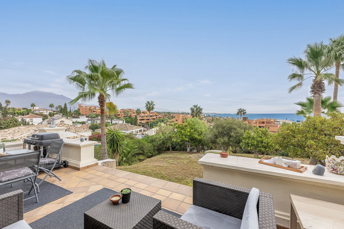 3 Bed Detached Villa in Estepona