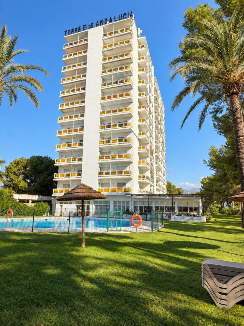 1 Bed Middle Floor Apartment in Nueva Andalucía