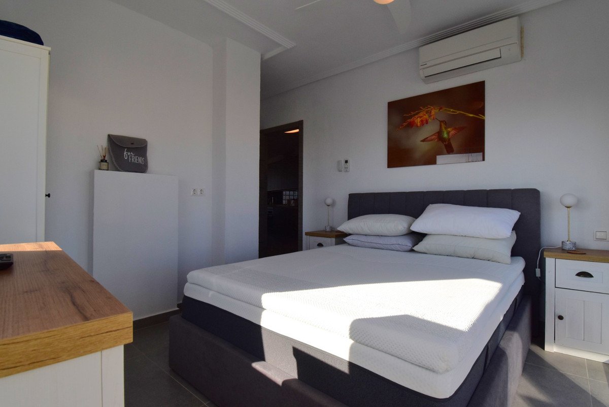 4 Bed Ground Floor Apartment in Orihuela Costa