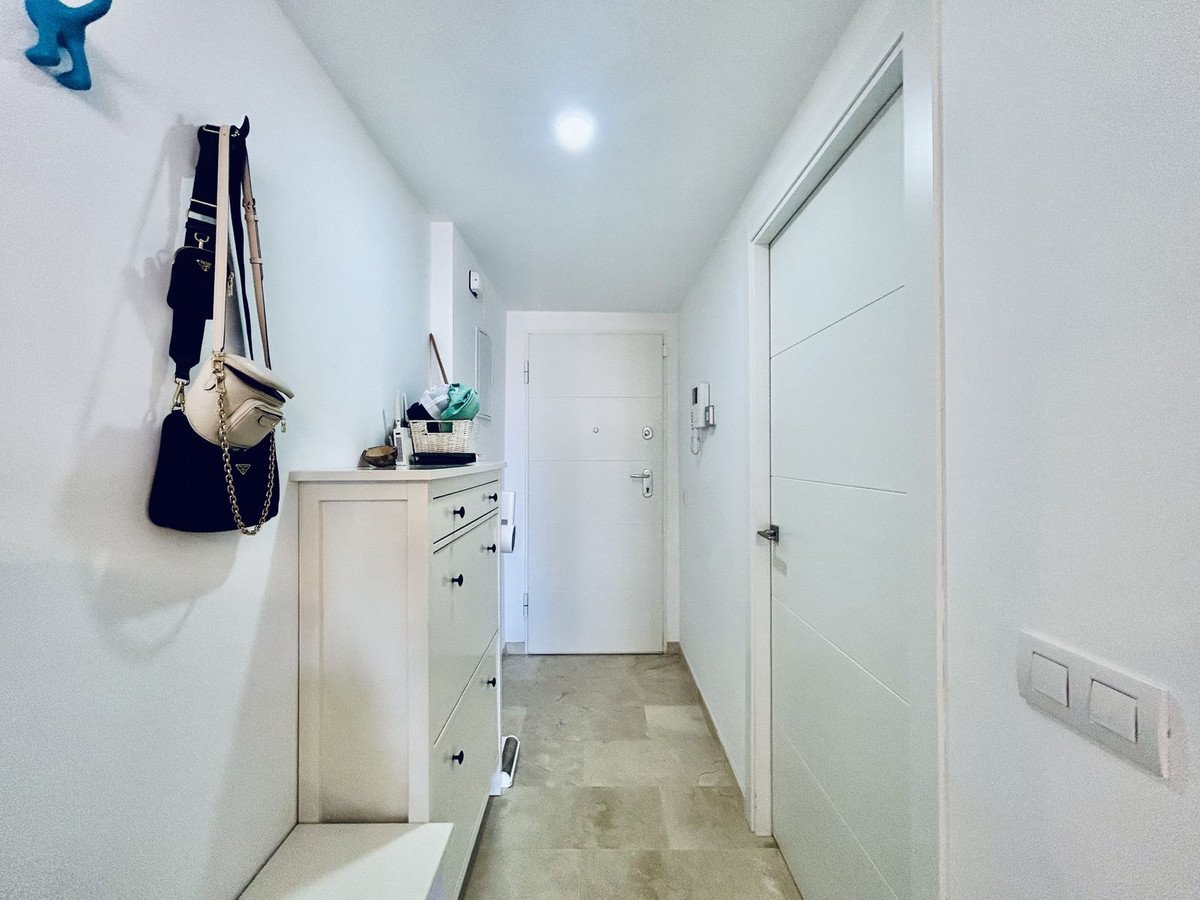 3 Bed Middle Floor Apartment in Punta Prima