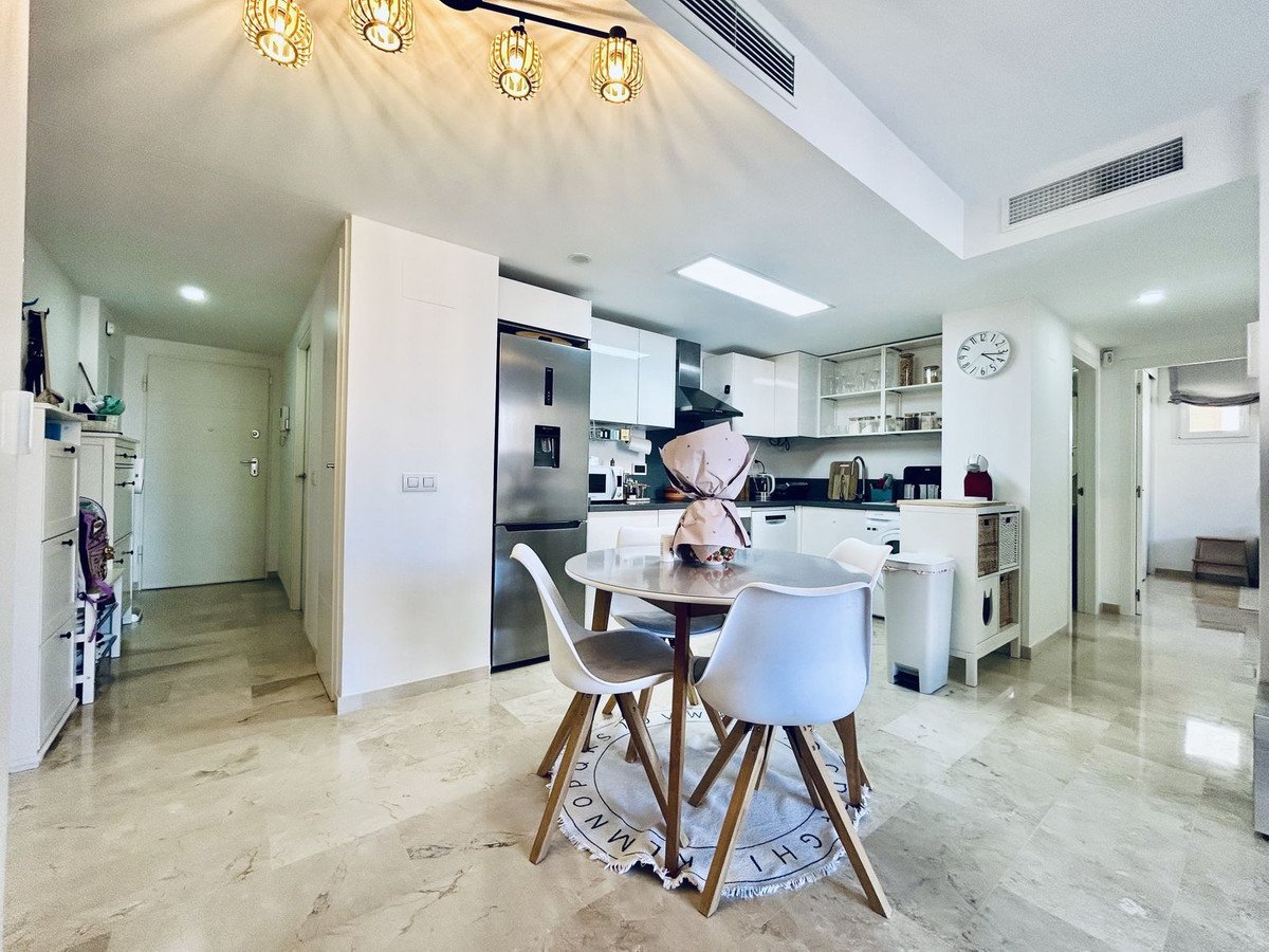 3 Bed Middle Floor Apartment in Punta Prima