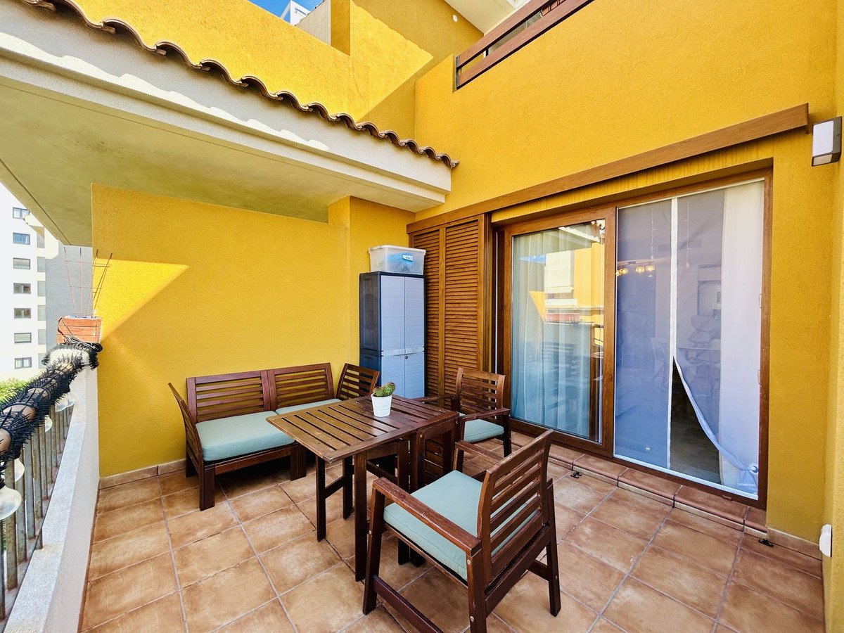 3 Bed Middle Floor Apartment in Punta Prima