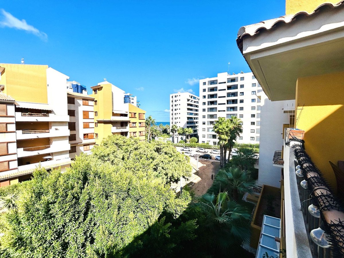 3 Bed Middle Floor Apartment in Punta Prima