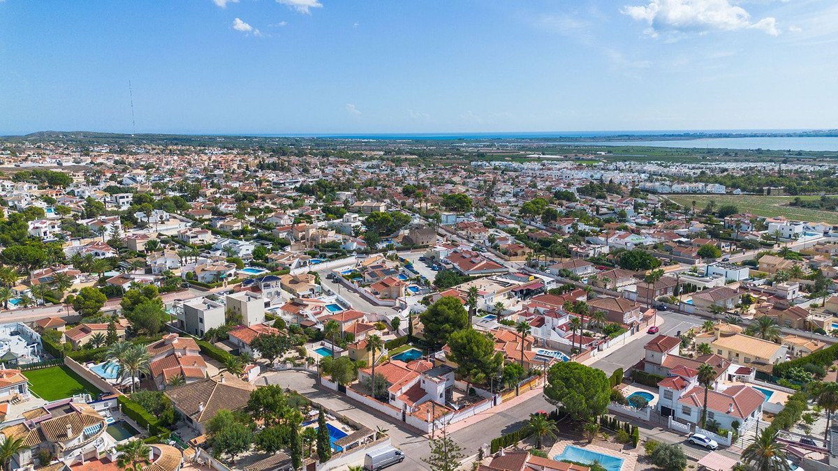 5 Bed Detached Villa in Ciudad Quesada