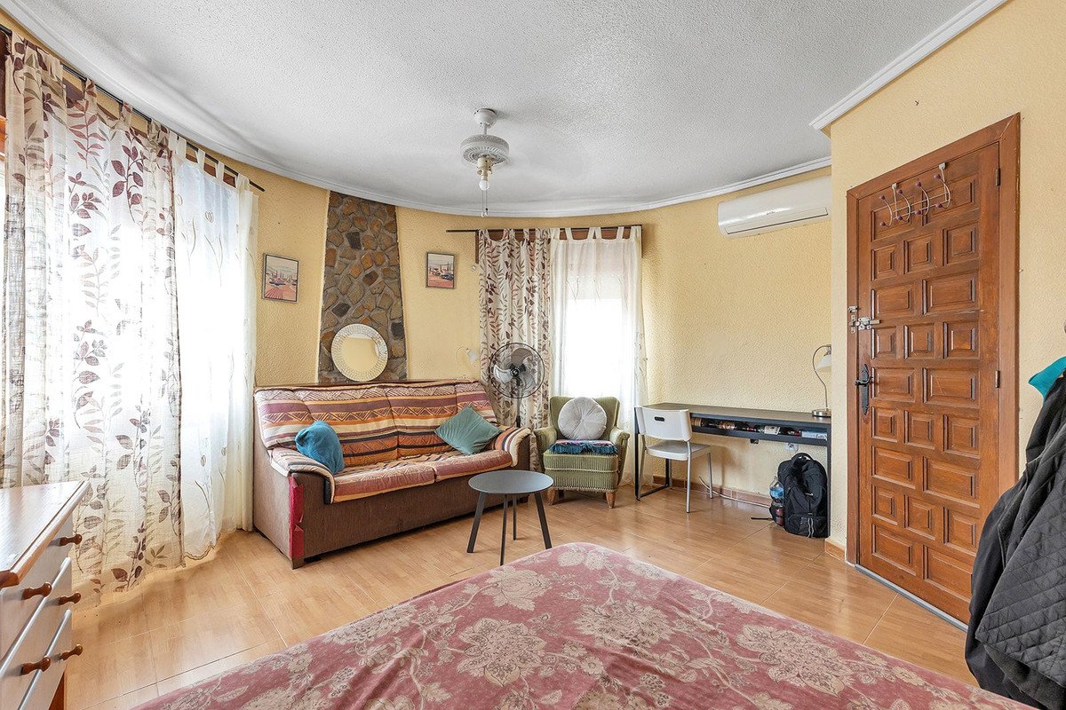 5 Bed Detached Villa in Ciudad Quesada