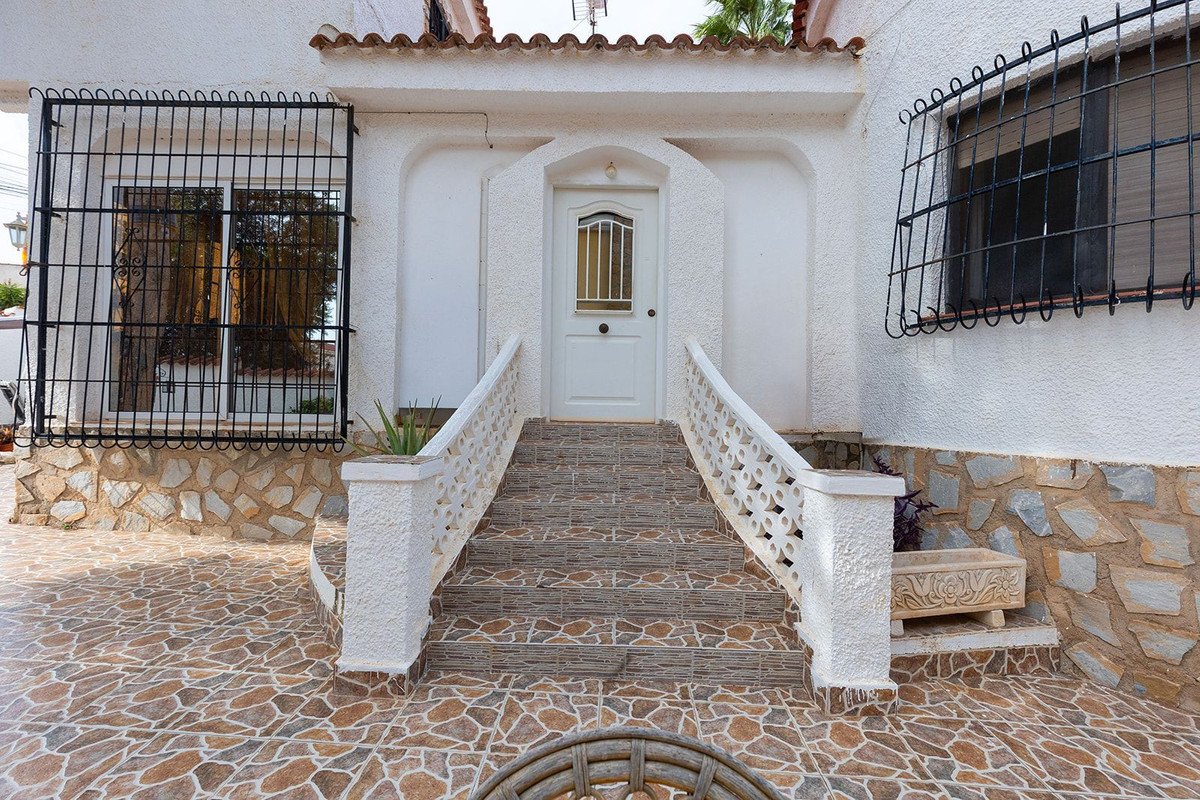 5 Bed Detached Villa in Ciudad Quesada
