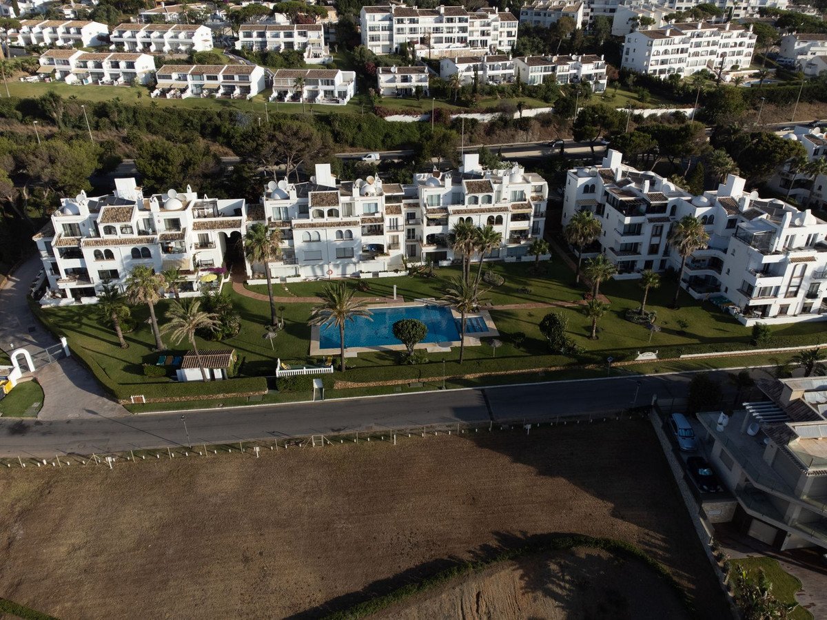 2 Bed Middle Floor Apartment in Torrenueva