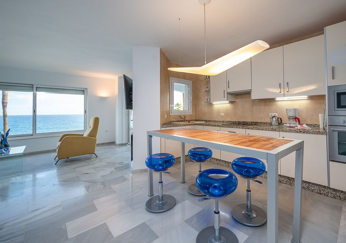 2 Bed Middle Floor Apartment in Torrenueva