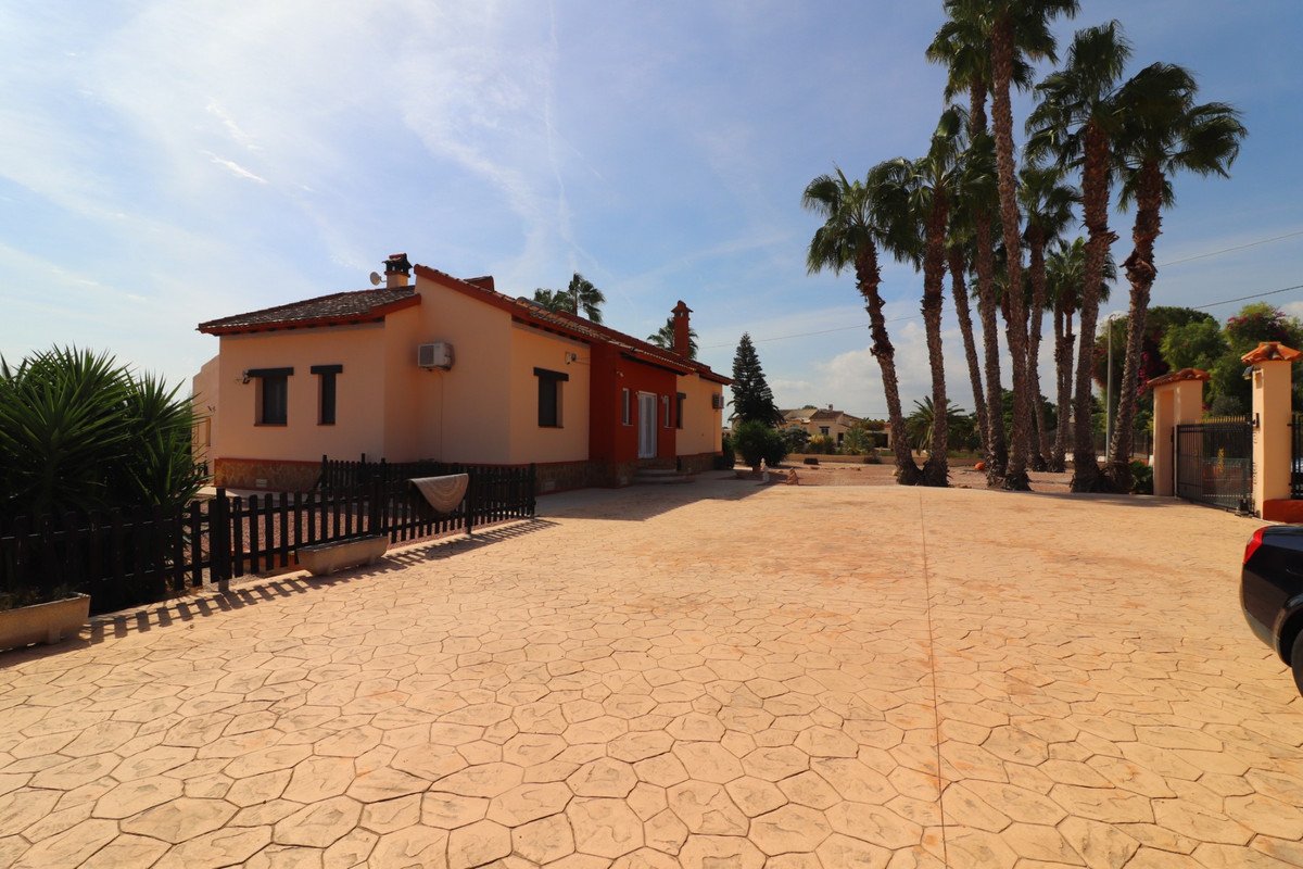 3 Bed Detached Villa in Daya Vieja