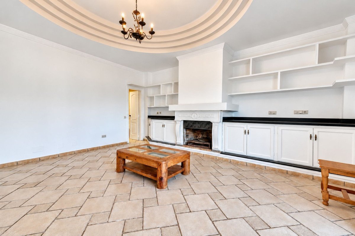 4 Bed Detached Villa in Manilva