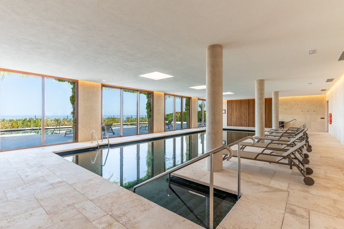 4 Bed Ground Floor Apartment in Casares