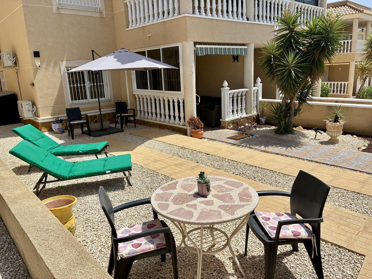 2 Bed Ground Floor Apartment in Villamartin