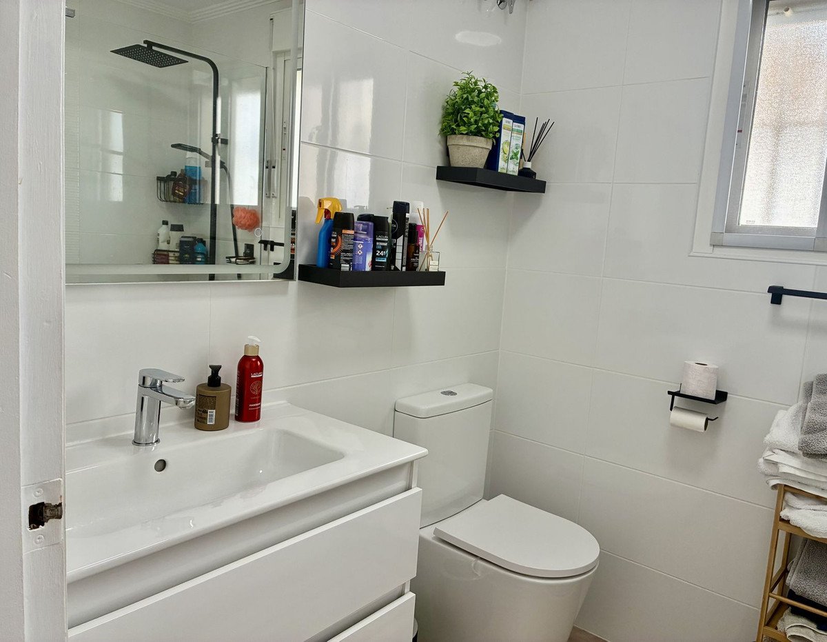 2 Bed Ground Floor Apartment in Villamartin