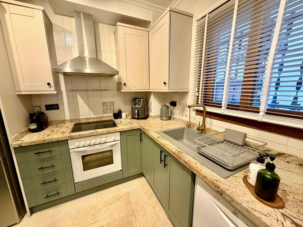 2 Bed Penthouse in Villamartin