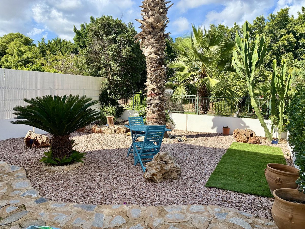 2 Bed Penthouse in Villamartin