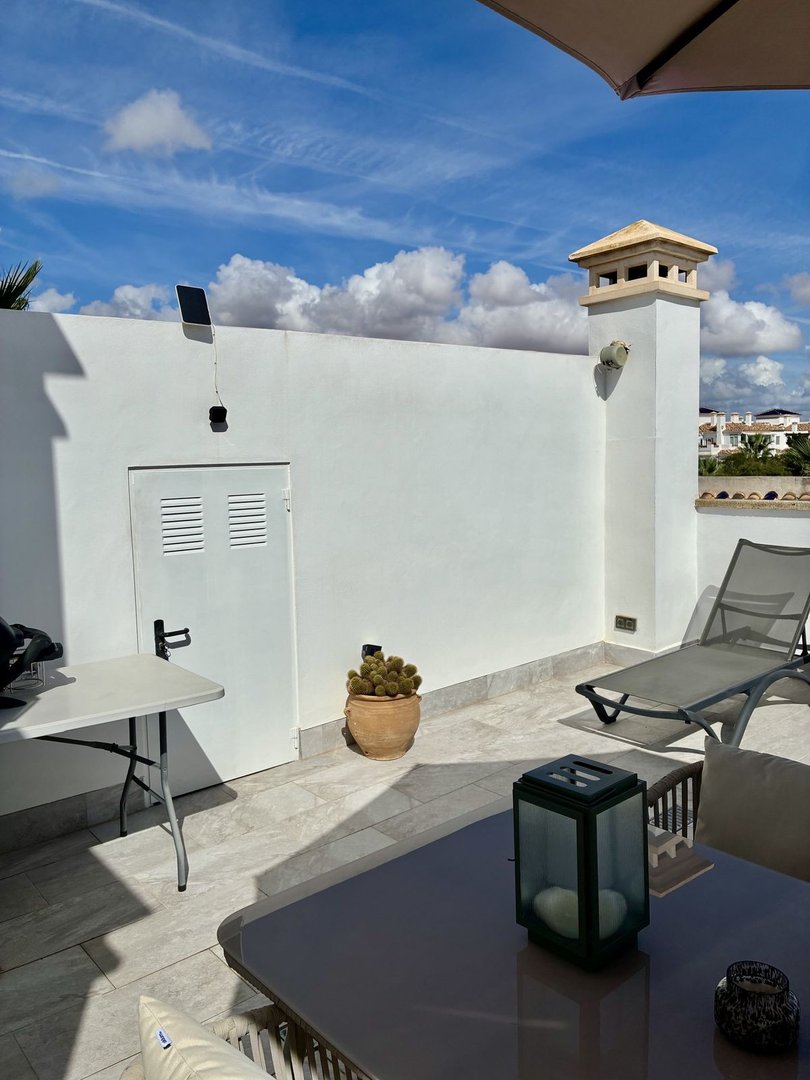 2 Bed Penthouse in Villamartin