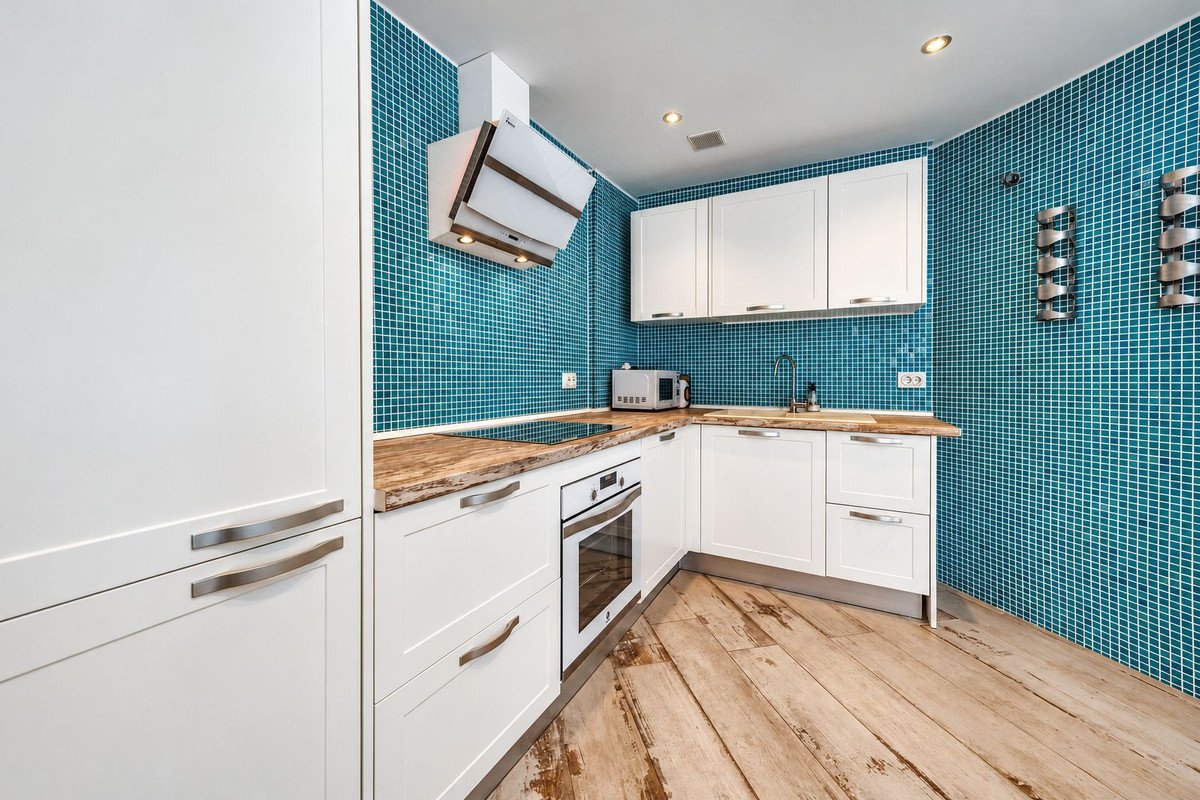 2 Bed Middle Floor Apartment in San Luis de Sabinillas