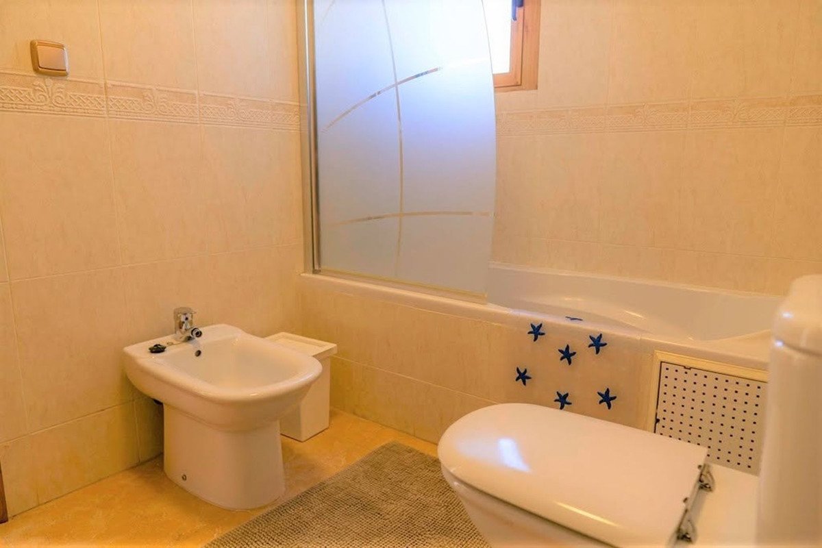 3 Bed Detached Villa in Alicante