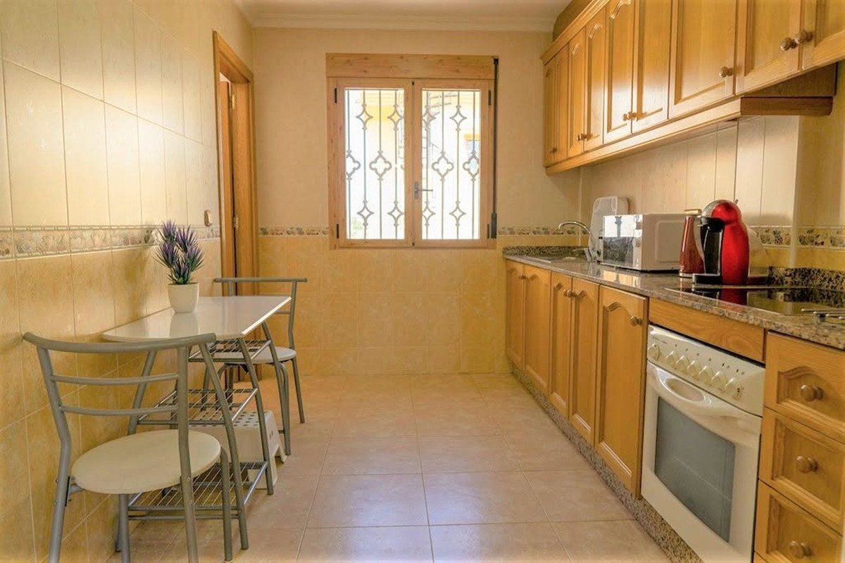 3 Bed Detached Villa in Alicante