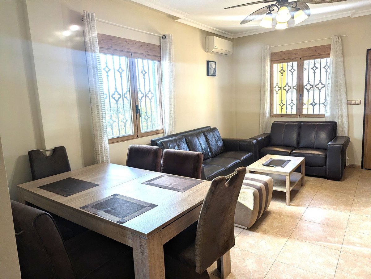 3 Bed Detached Villa in Alicante