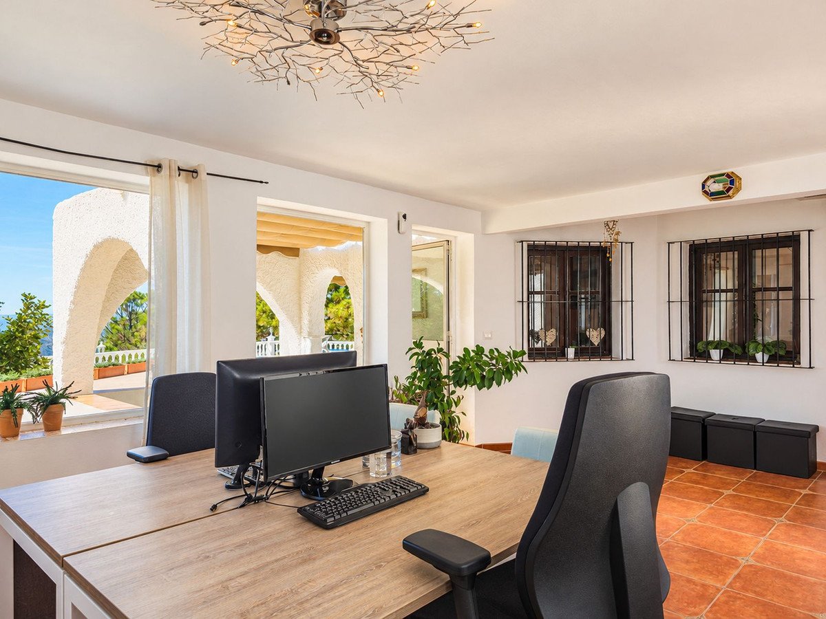 3 Bed Detached Villa in Cómpeta