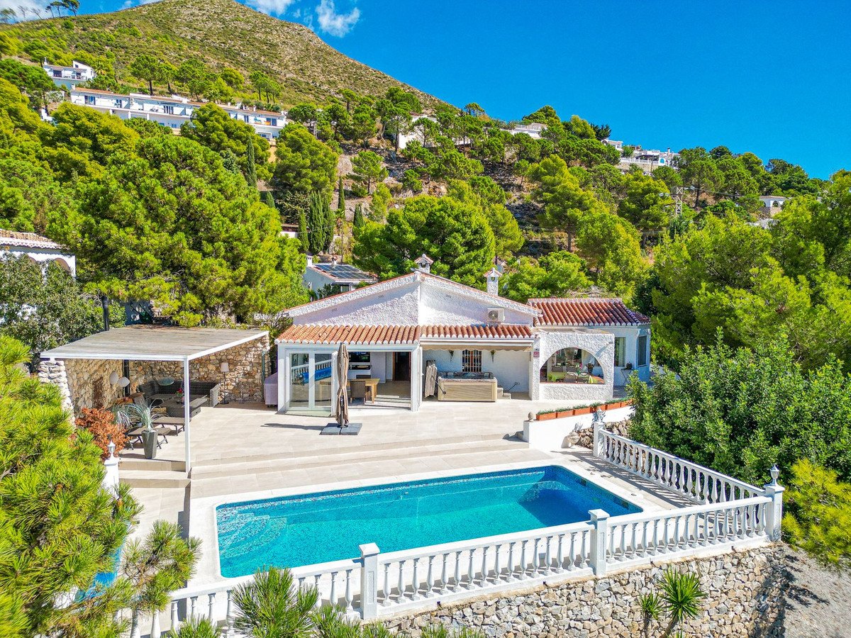 3 Bed Detached Villa in Cómpeta