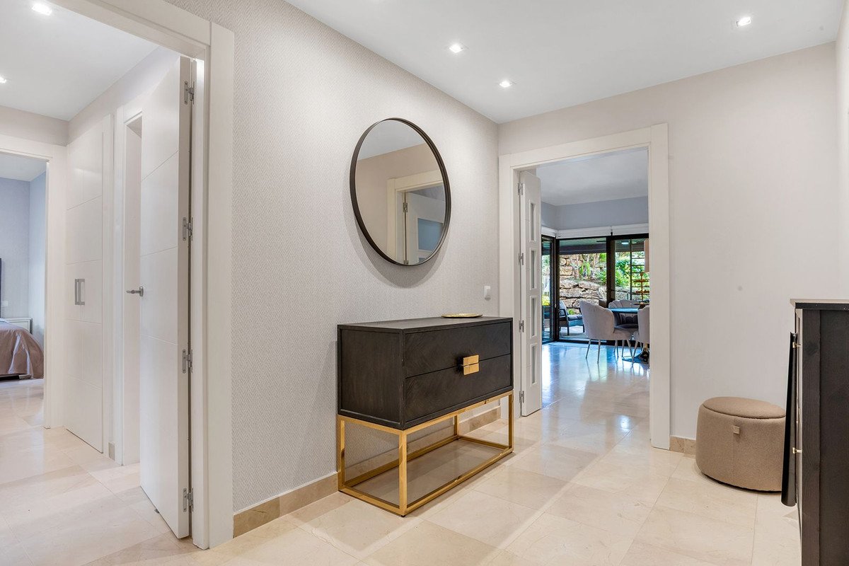 2 Bed Ground Floor Apartment in Los Flamingos