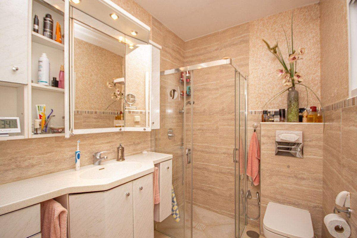 2 Bed Ground Floor Apartment in Calahonda