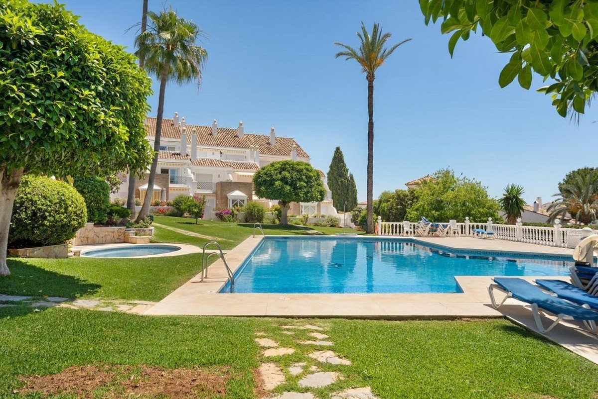 3 Bed Townhouse in Estepona