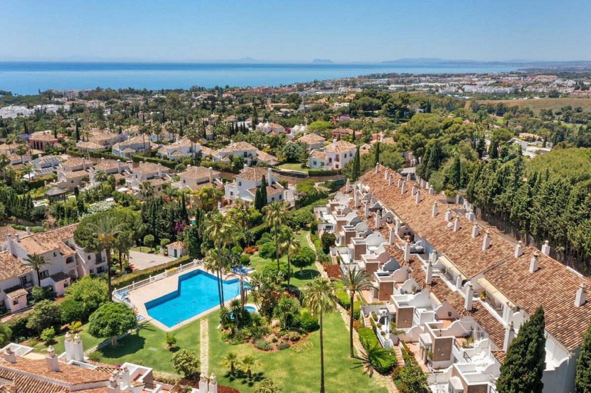 3 Bed Townhouse in Estepona