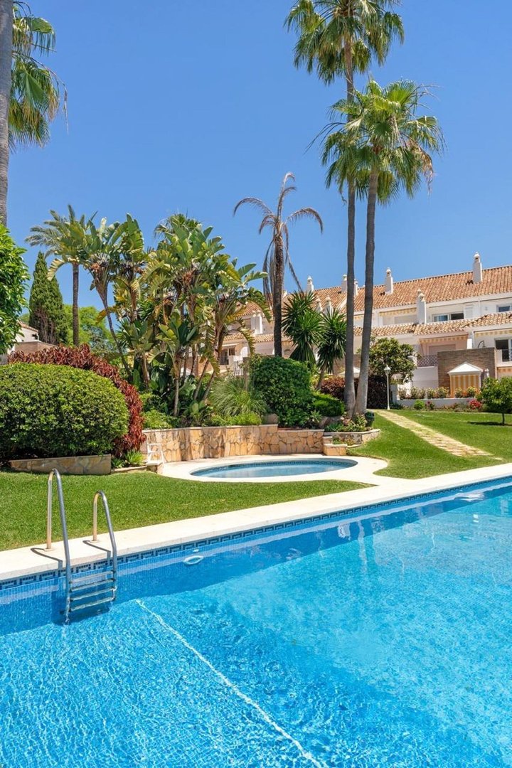 3 Bed Townhouse in Estepona