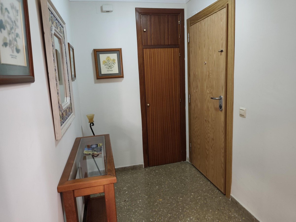 4 Bed Ground Floor Apartment in Ciudad Jardín