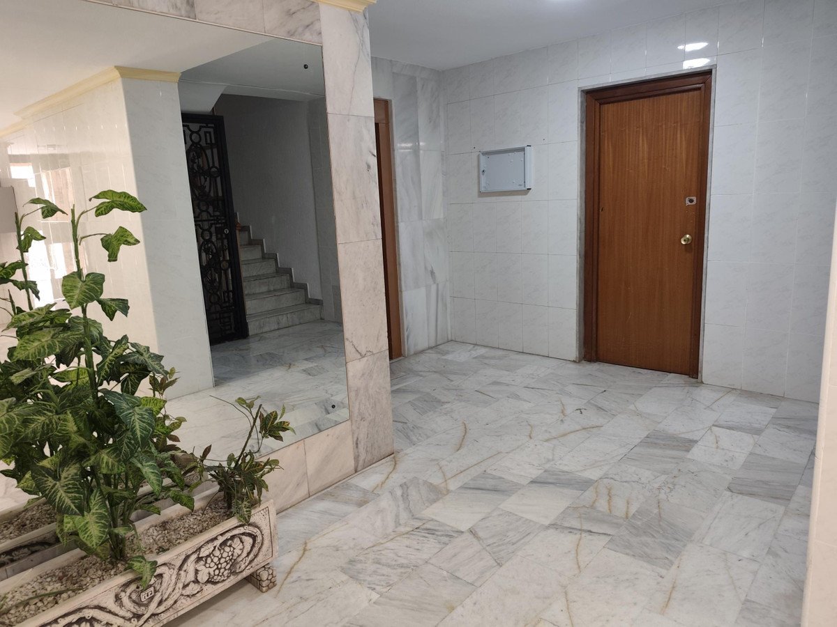 4 Bed Ground Floor Apartment in Ciudad Jardín