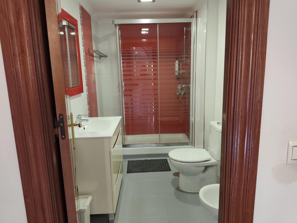 4 Bed Ground Floor Apartment in Ciudad Jardín