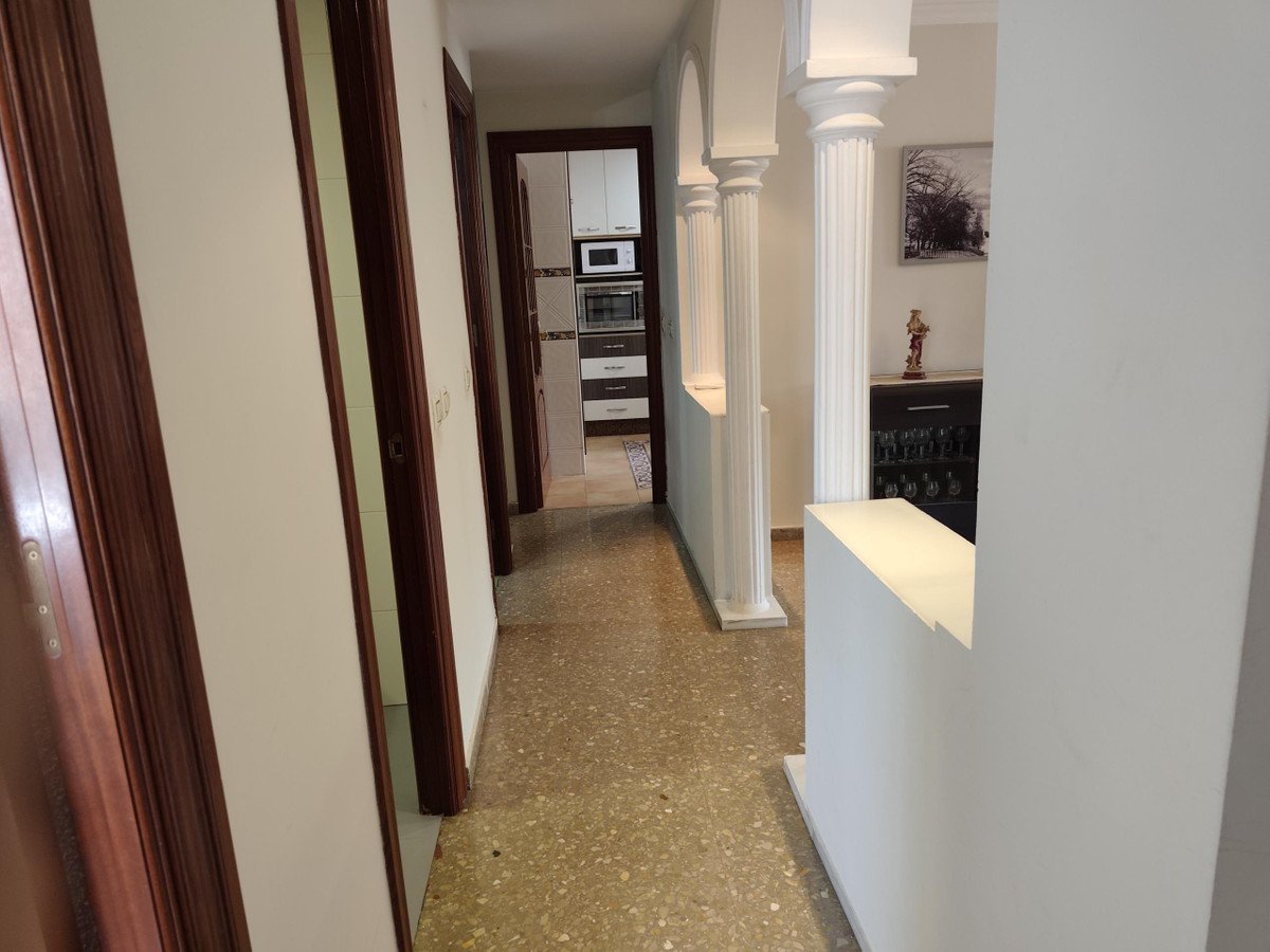 4 Bed Ground Floor Apartment in Ciudad Jardín