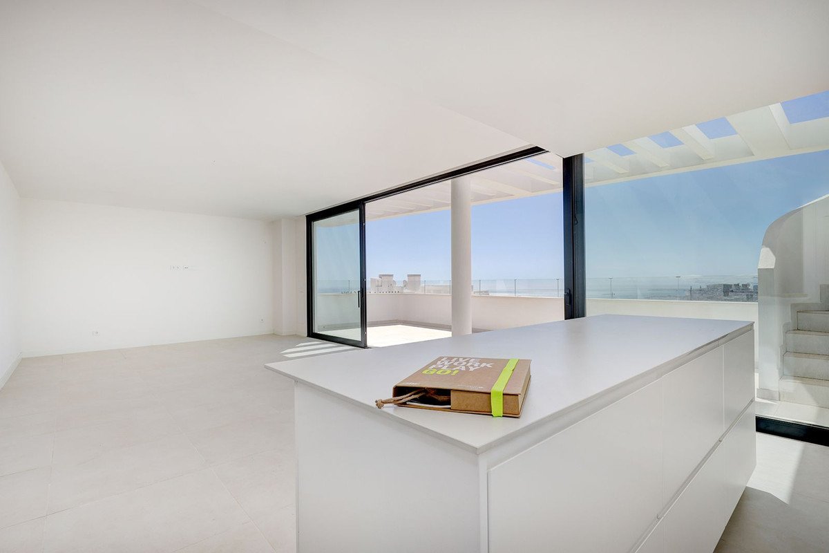 3 Bed Penthouse in Fuengirola