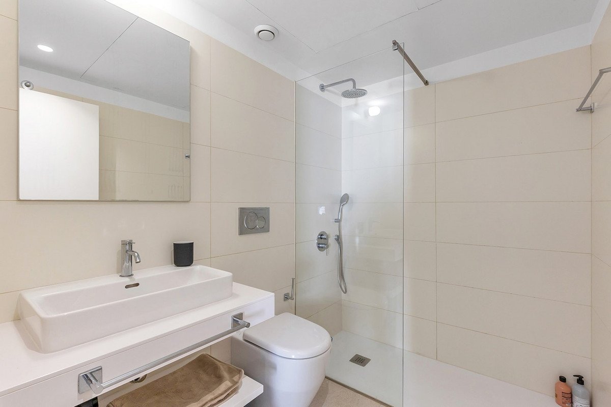 2 Bed Ground Floor Apartment in Los Balcones