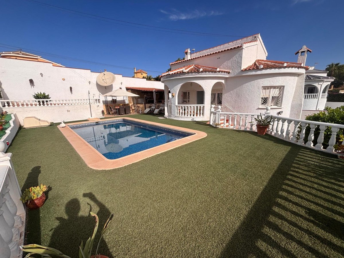 2 Bed Detached Villa in Ciudad Quesada