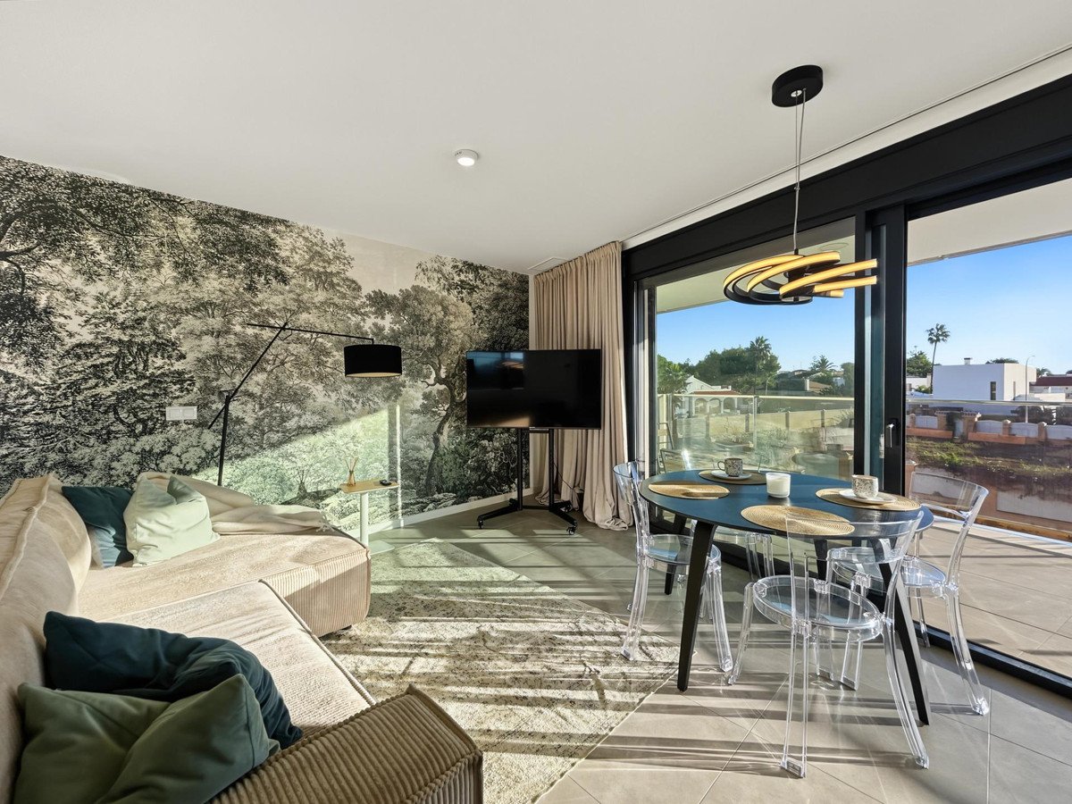 2 Bed Ground Floor Apartment in Campoamor