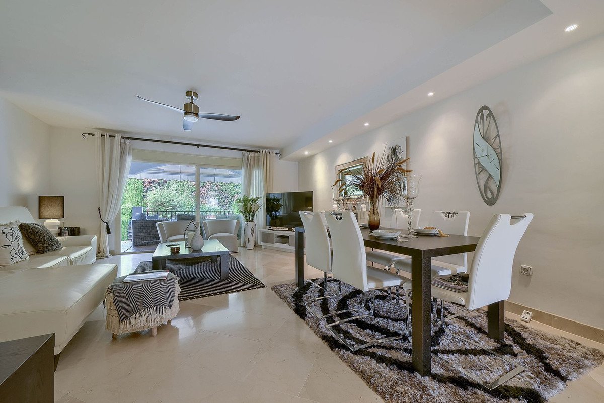 4 Bed Townhouse in Nueva Andalucía
