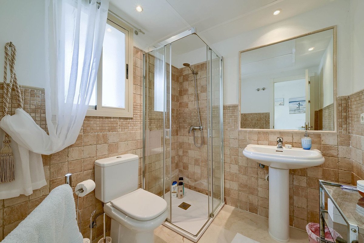 4 Bed Townhouse in Nueva Andalucía