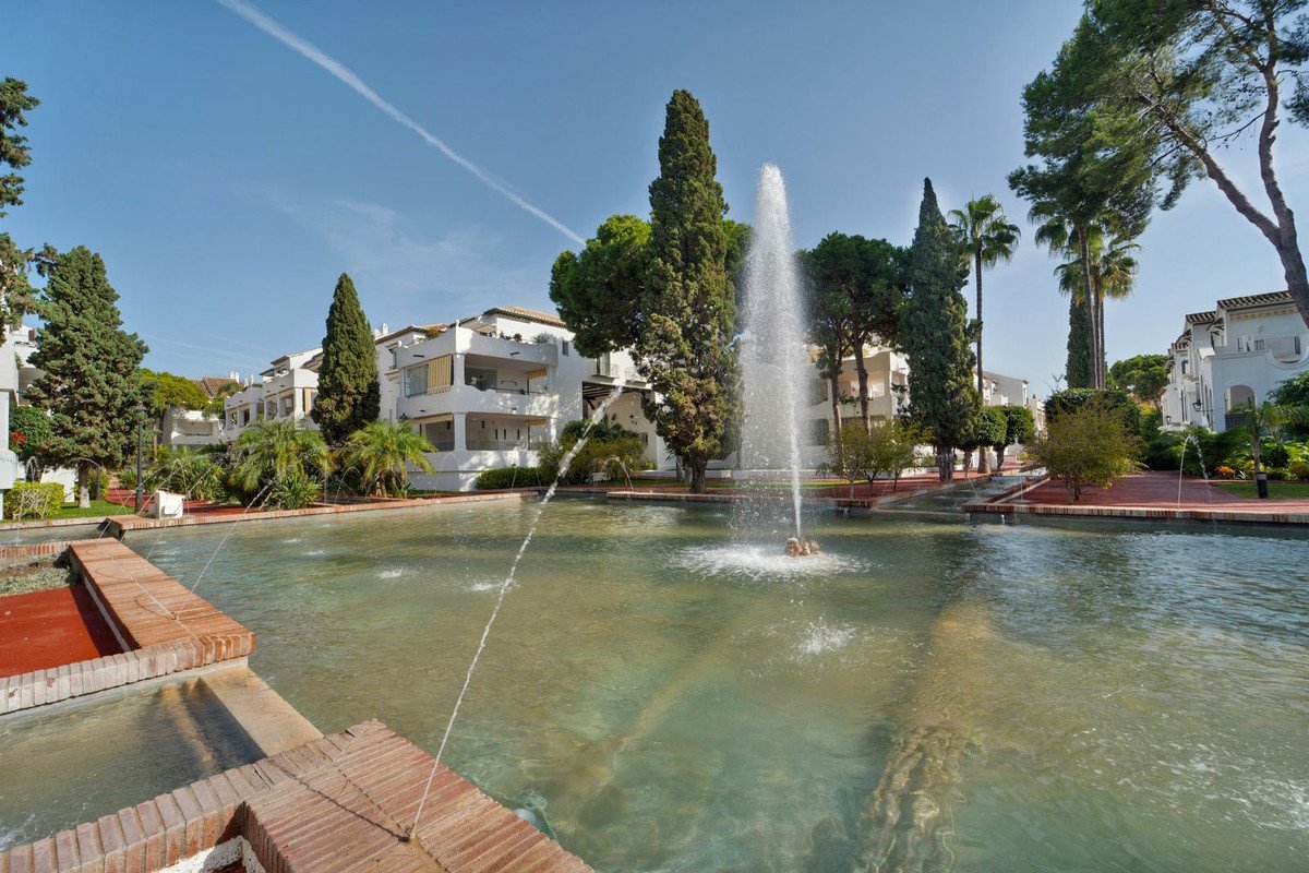 3 Bed Middle Floor Apartment in Atalaya